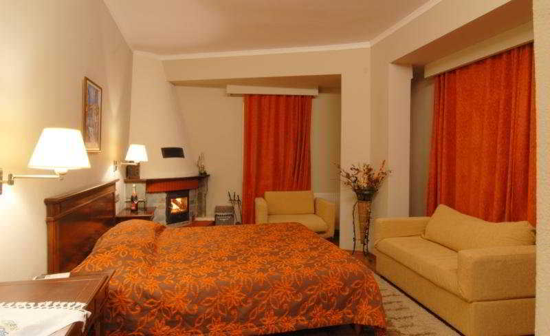 Mythos Hotell Elatochori Exteriör bild